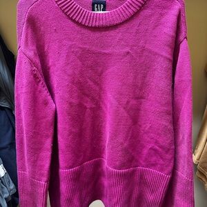 GAP Women's Fuchsia Crew Neck Sweater